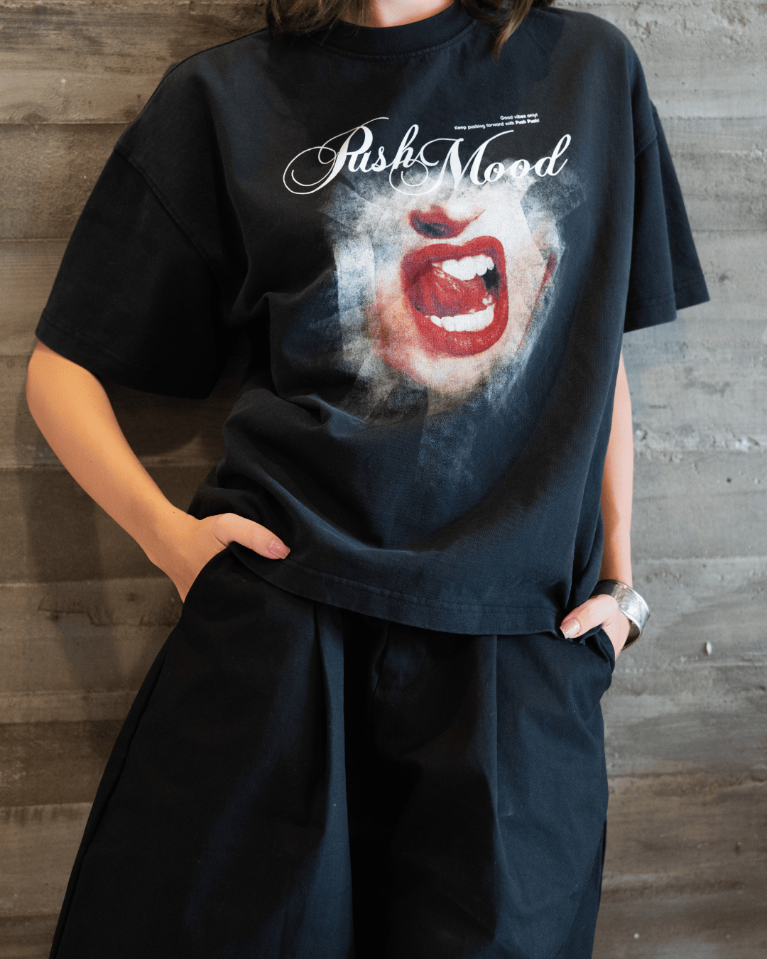 PUSH MOOD TEE (BOXY FIT).
