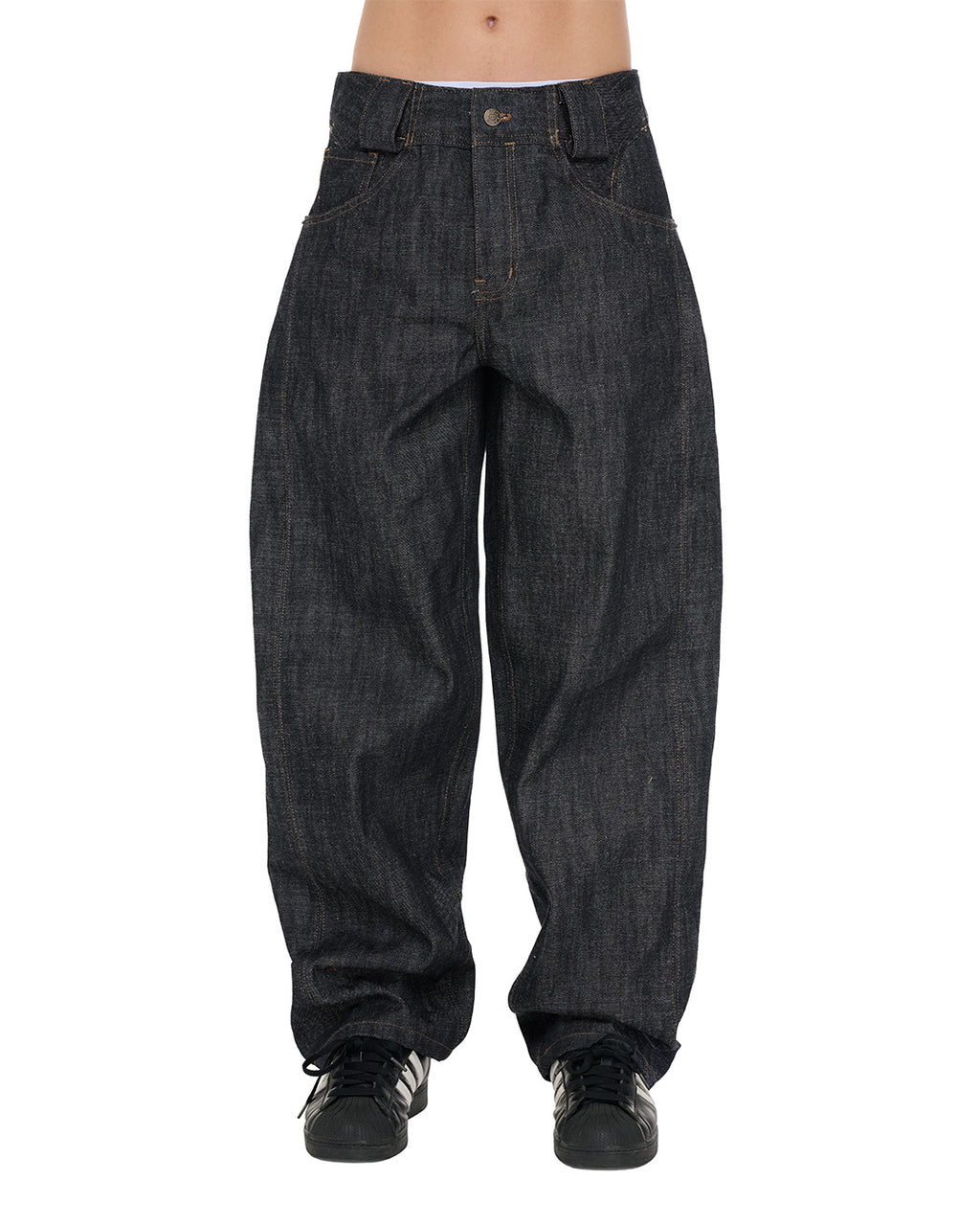 PP Gritty Selvedge Denim, Black – front view on model, lower body