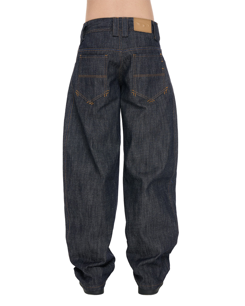 PP Gritty Selvedge Denim, Black – back view on model, lower body
